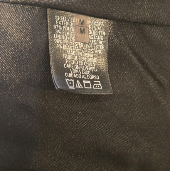 Tahari silk like tank top with ruching - Picture 3 of 4